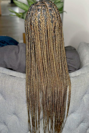 woman gets braid right side